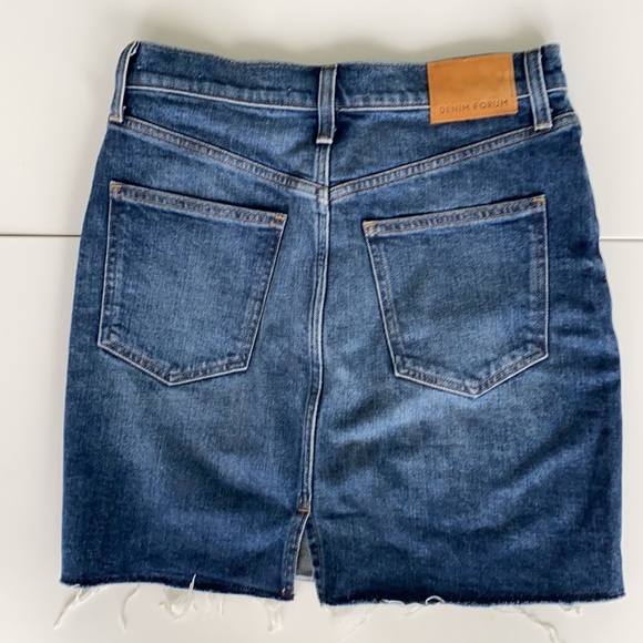 SOLD: Denim Forum mini jean skirt - Picture 4 of 4